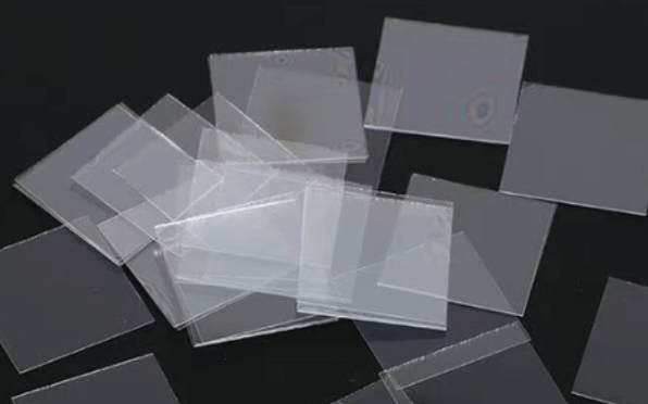 Glass cover slips (18×18mm to 24×50mm) for laboratory microscopes
